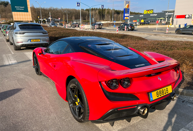 Ferrari F8 Tributo