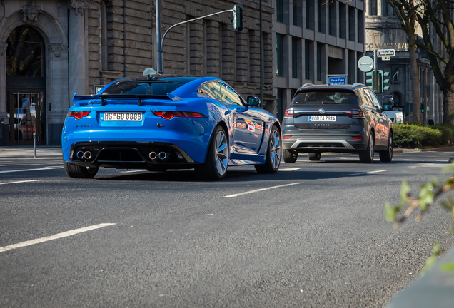 Jaguar F-TYPE SVR Coupé 2017