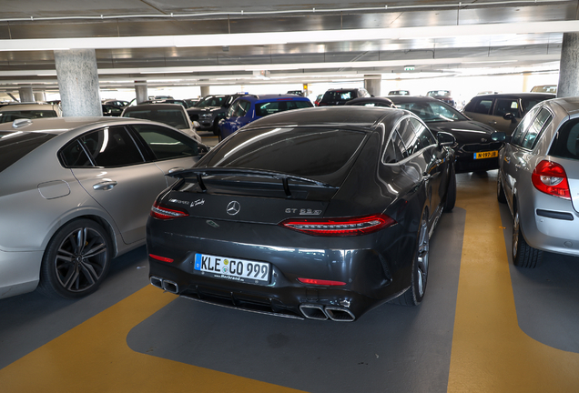 Mercedes-AMG GT 63 S X290