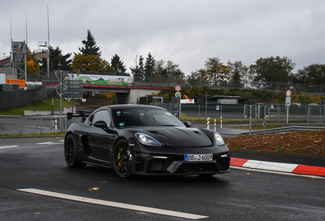 Porsche 718 Cayman GT4 RS