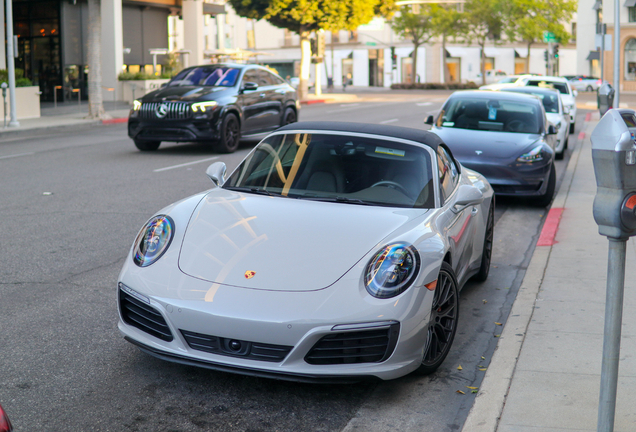 Porsche 991 Carrera 4S Cabriolet MkII