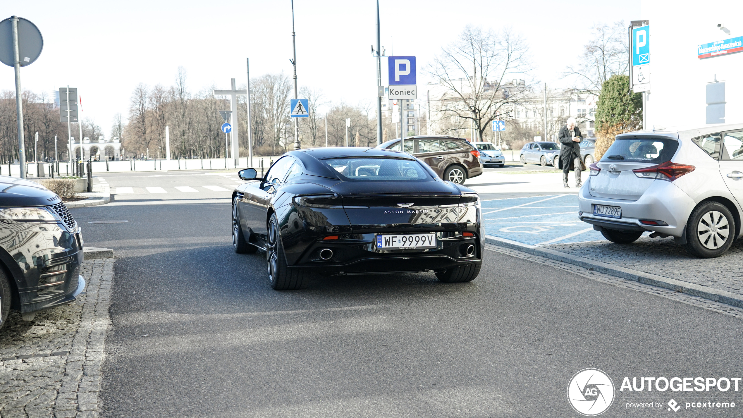 Aston Martin DB11 Launch Edition