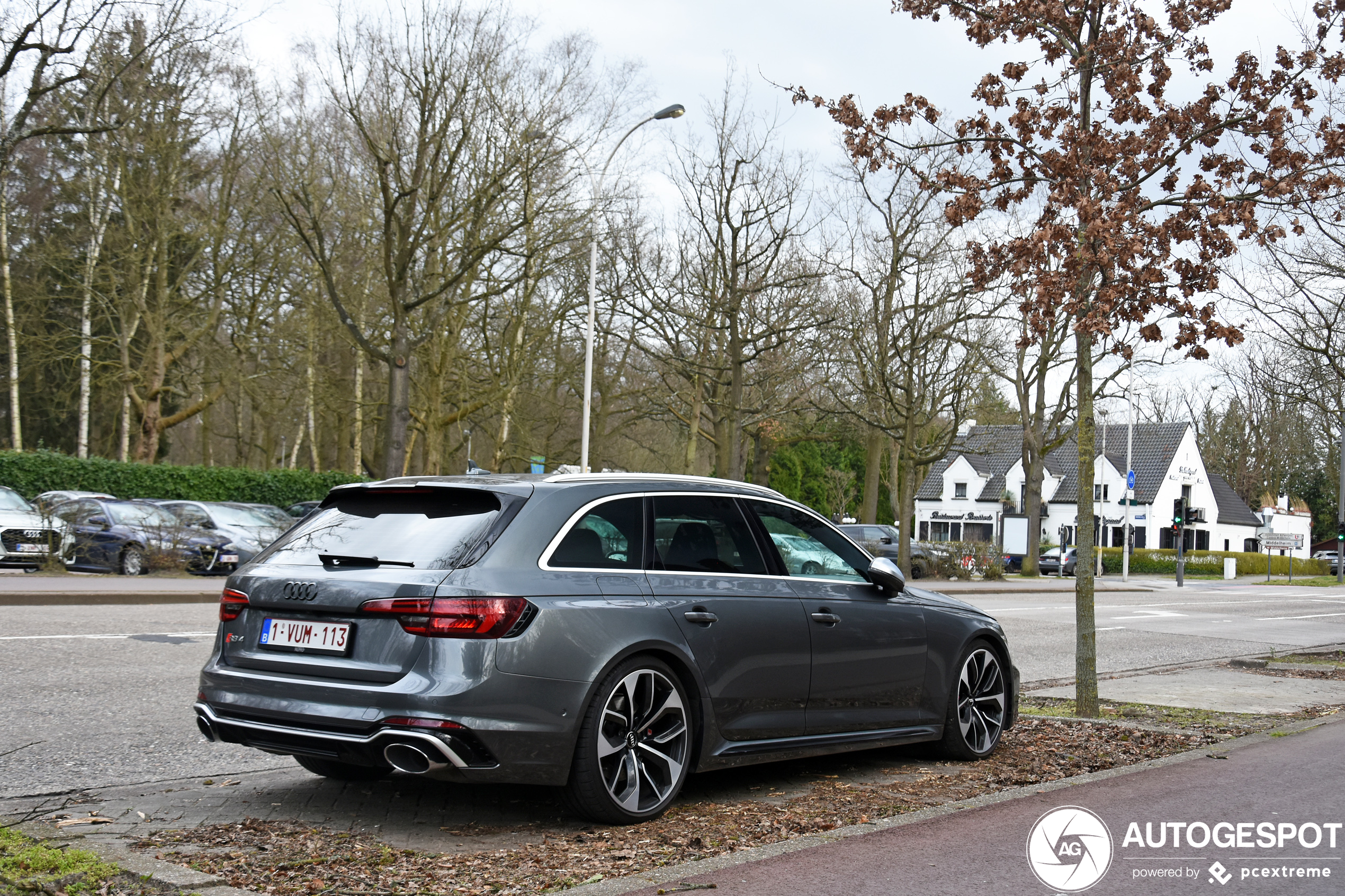 Audi RS4 Avant B9