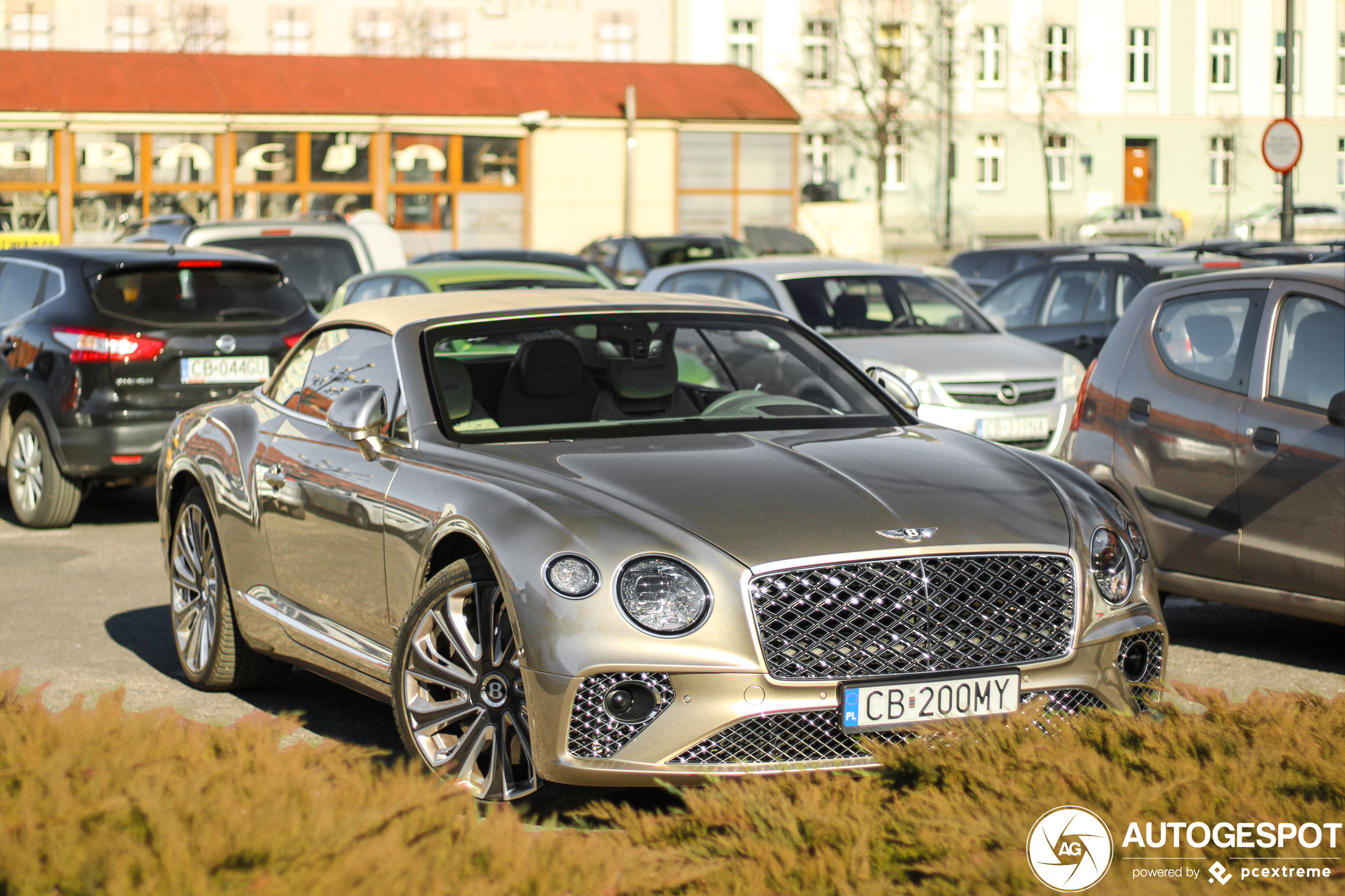 Bentley Continental GTC V8 2020 Mulliner