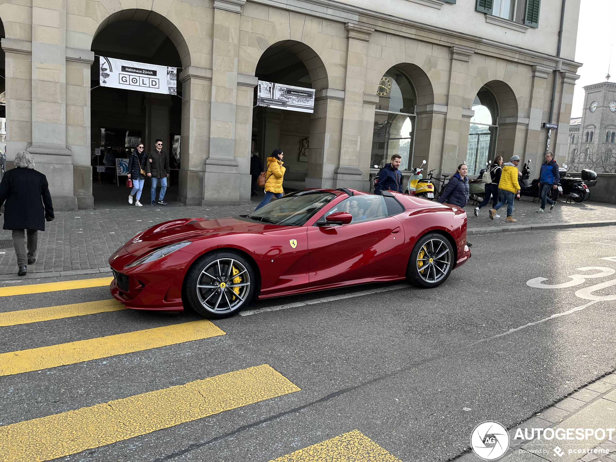 Ferrari 812 GTS