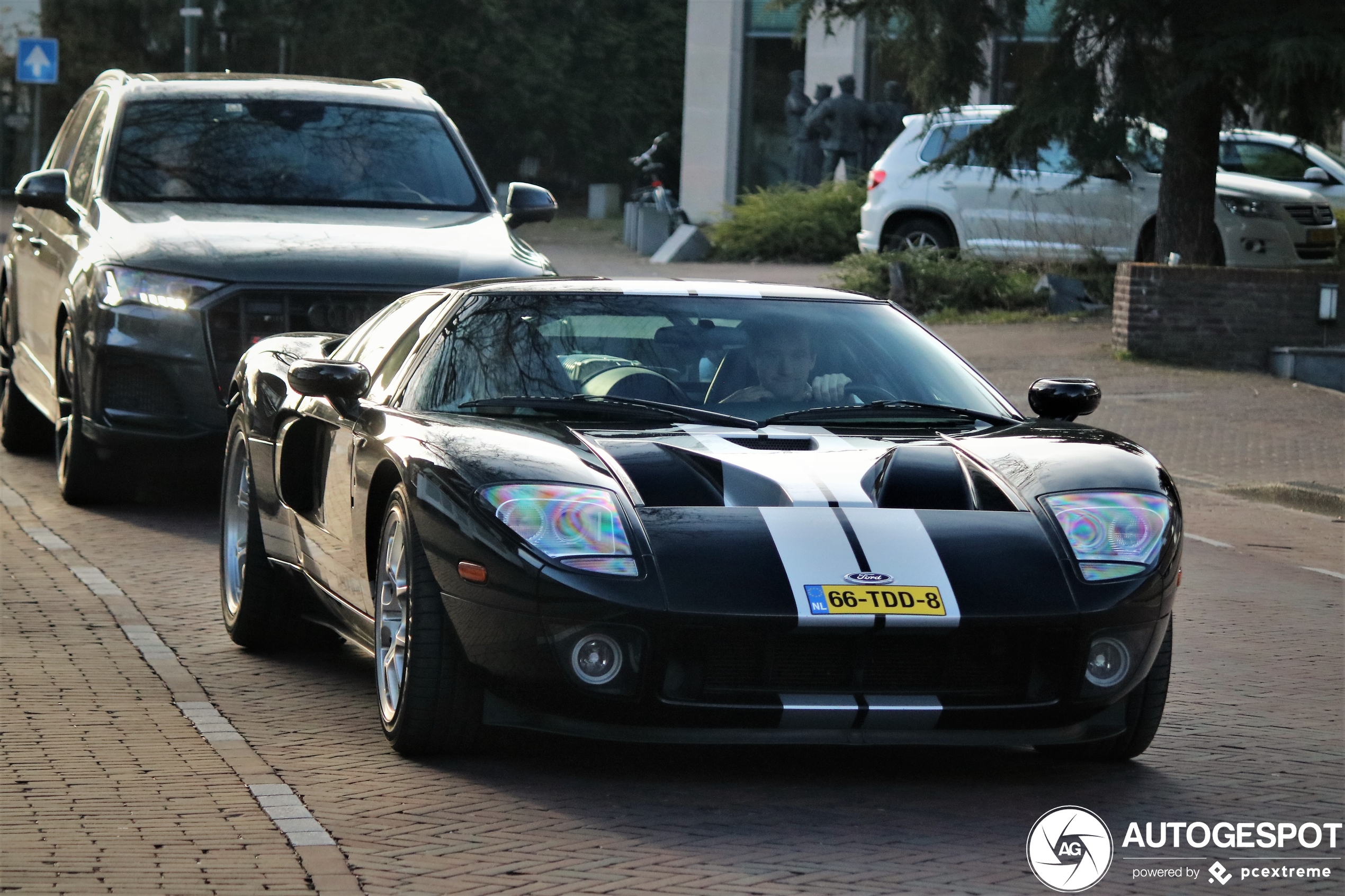 Ford GT