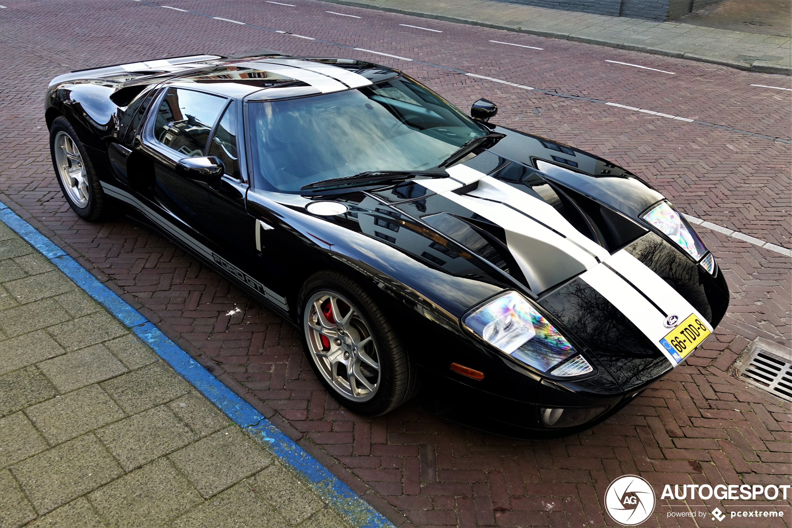 Ford GT