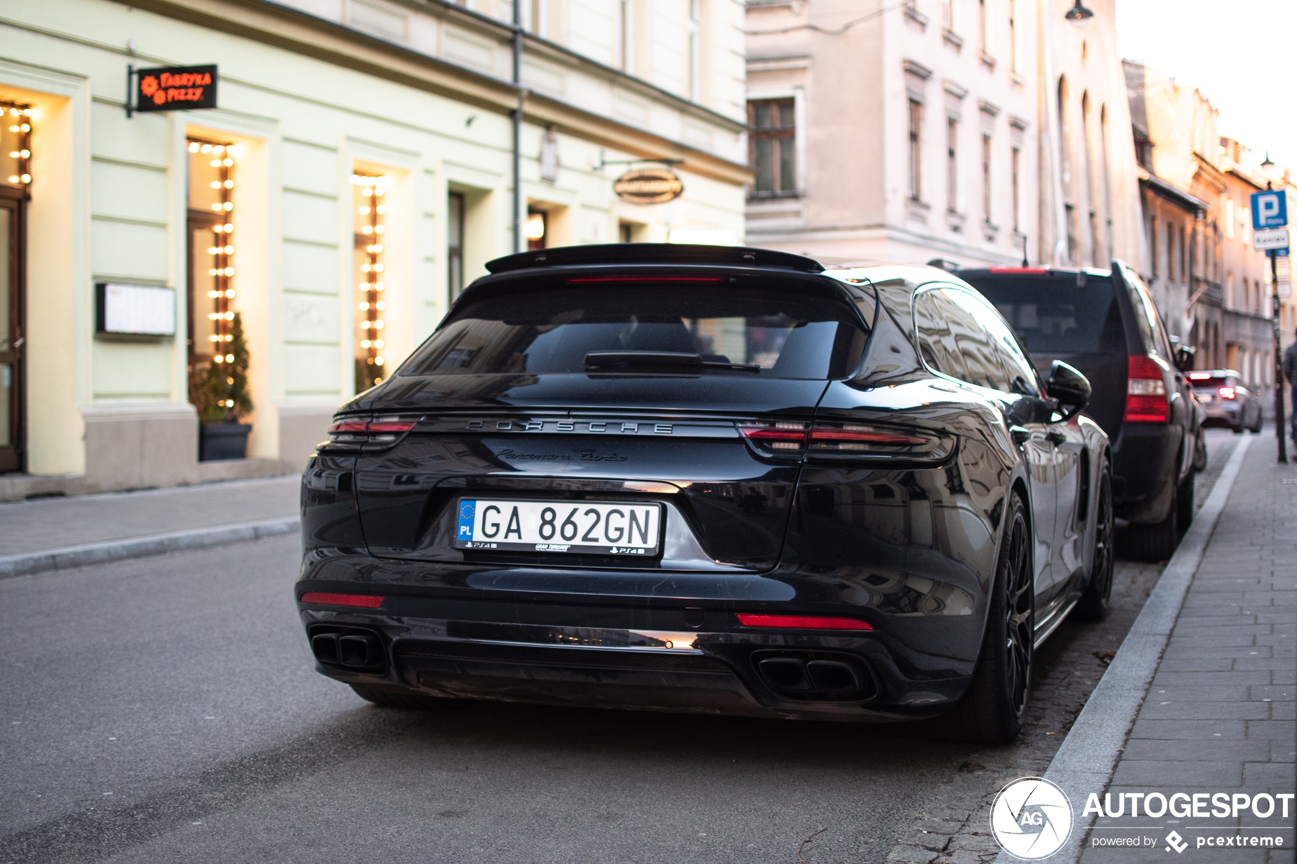 Porsche 971 Panamera Turbo Sport Turismo