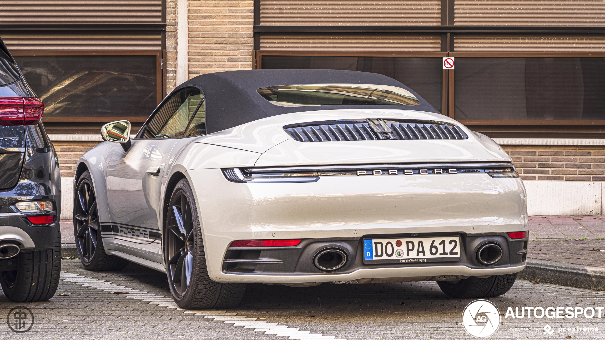 Porsche 992 Carrera 4S Cabriolet