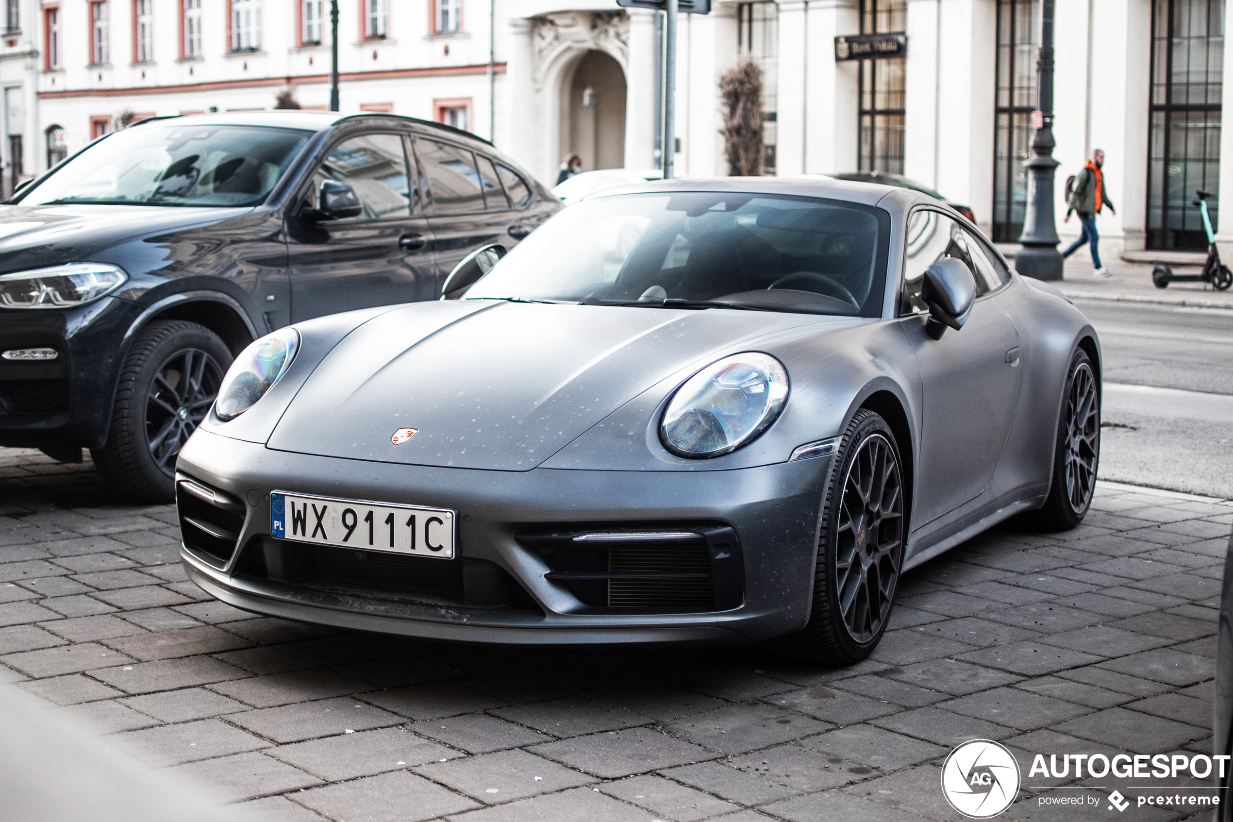 Porsche 992 Carrera 4S