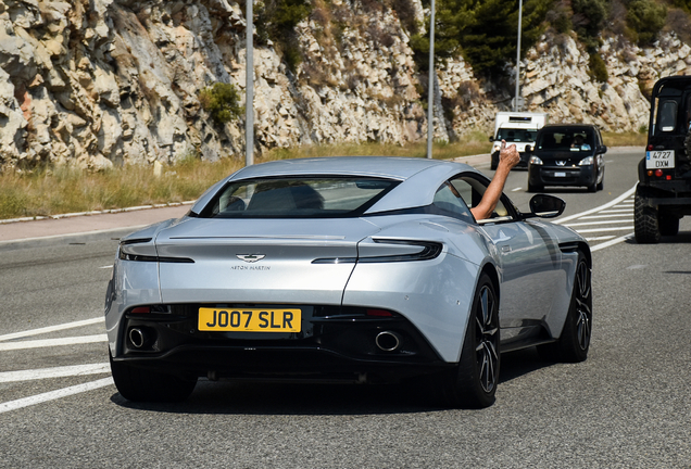 Aston Martin DB11