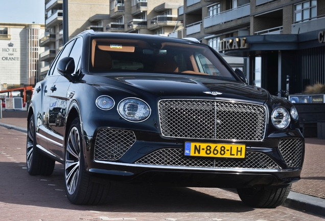 Bentley Bentayga Hybrid 2021