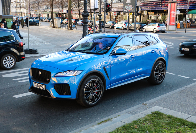 Jaguar F-PACE SVR