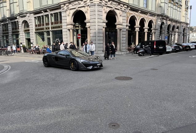 McLaren 570S