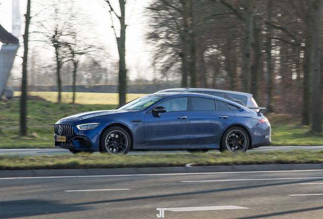 Mercedes-AMG GT 63 S X290