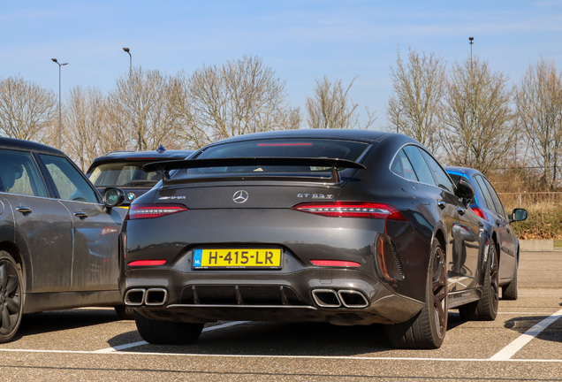 Mercedes-AMG GT 63 S X290