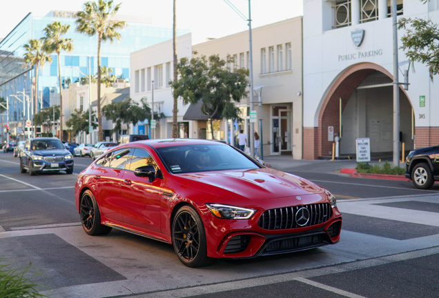 Mercedes-AMG GT 63 X290