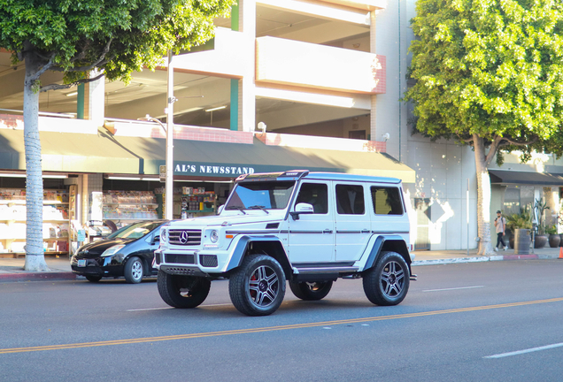 Mercedes-Benz G 550 4X4²