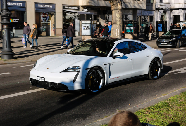 Porsche Taycan Turbo S