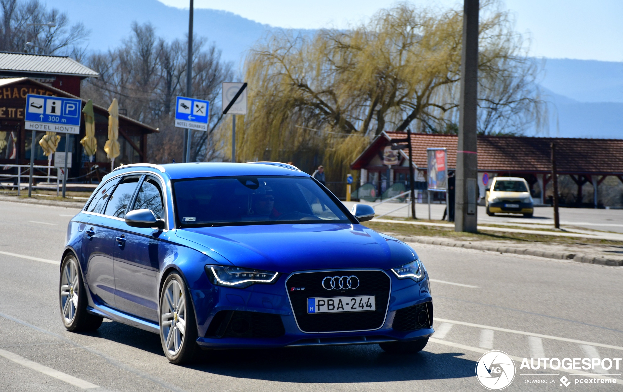 Audi RS6 Avant C7