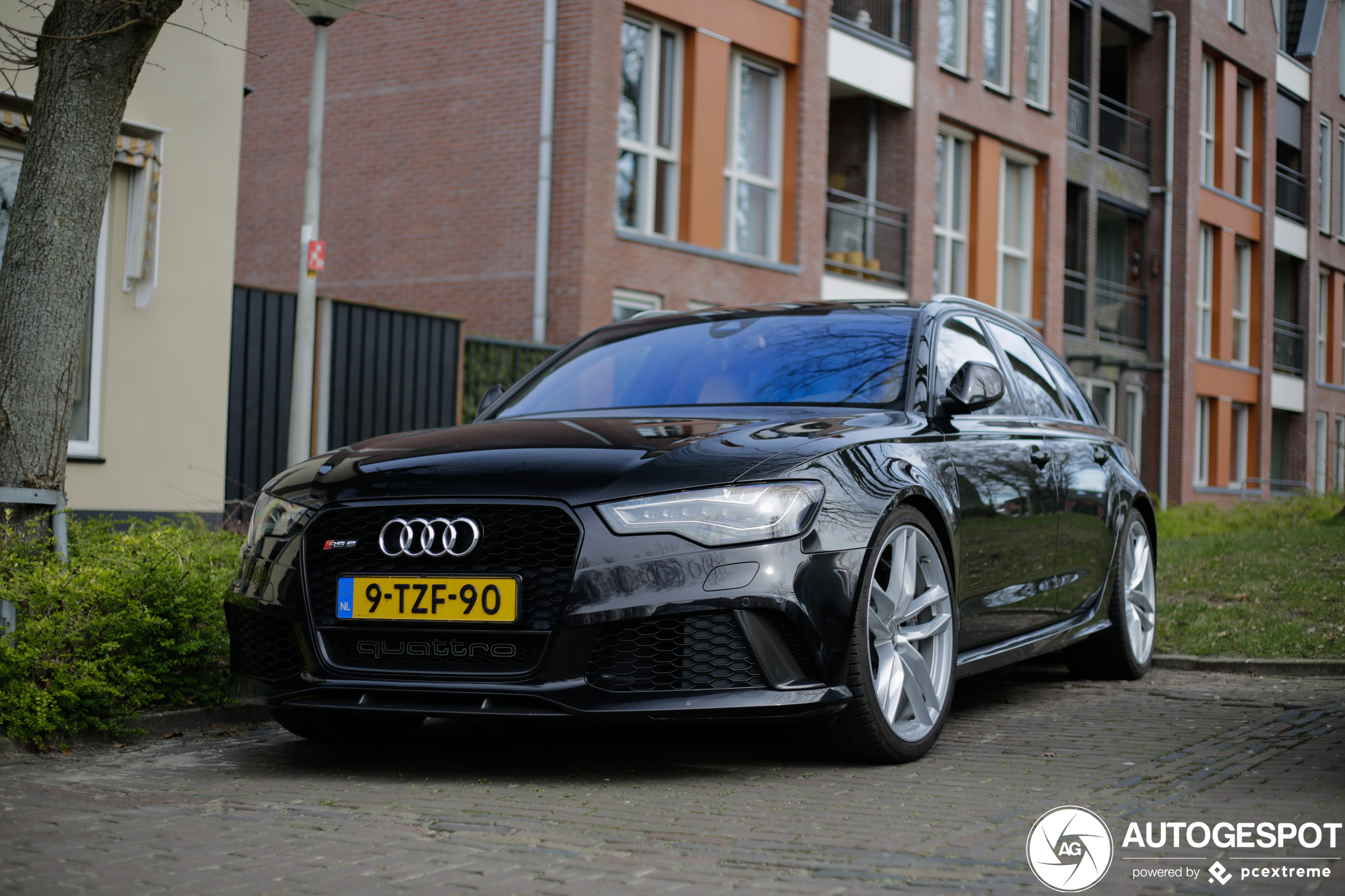 Audi RS6 Avant C7