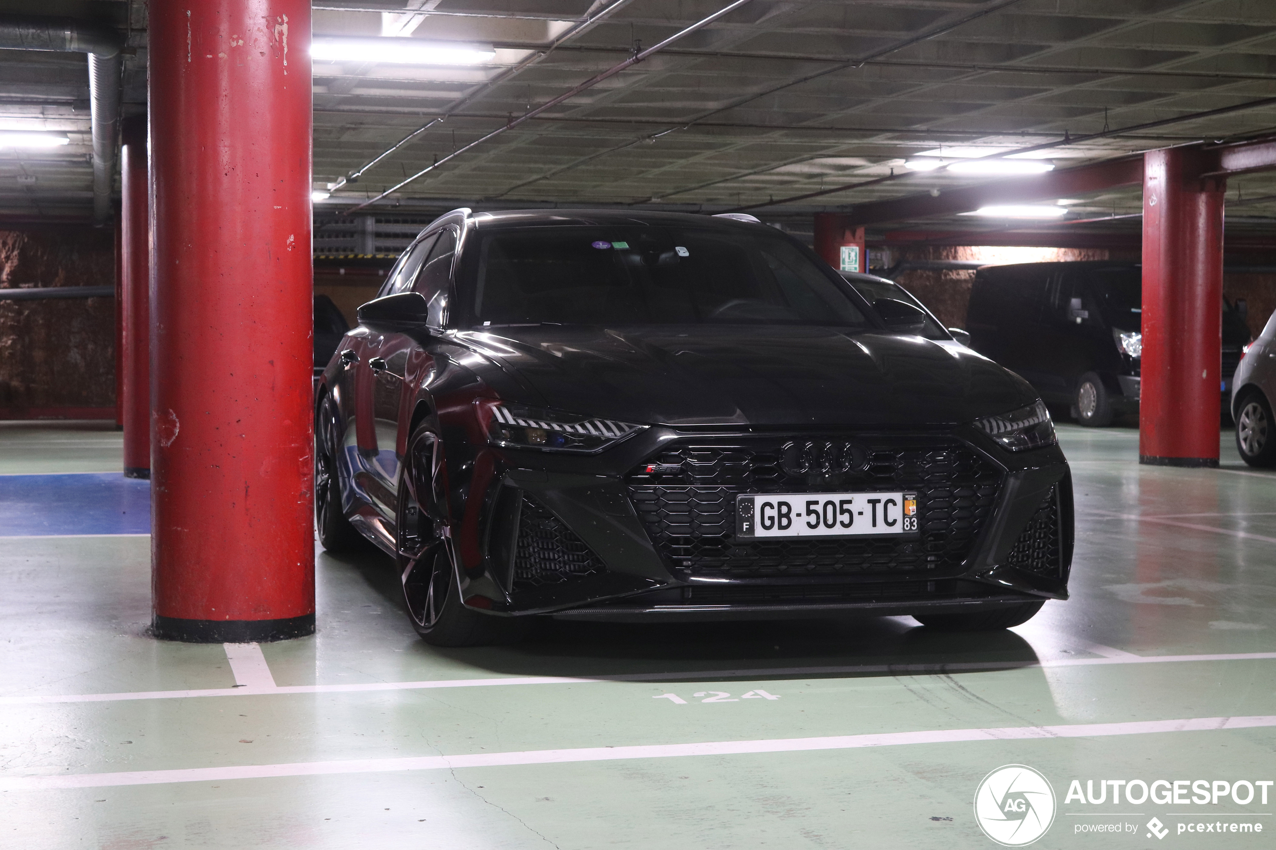 Audi RS6 Avant C8