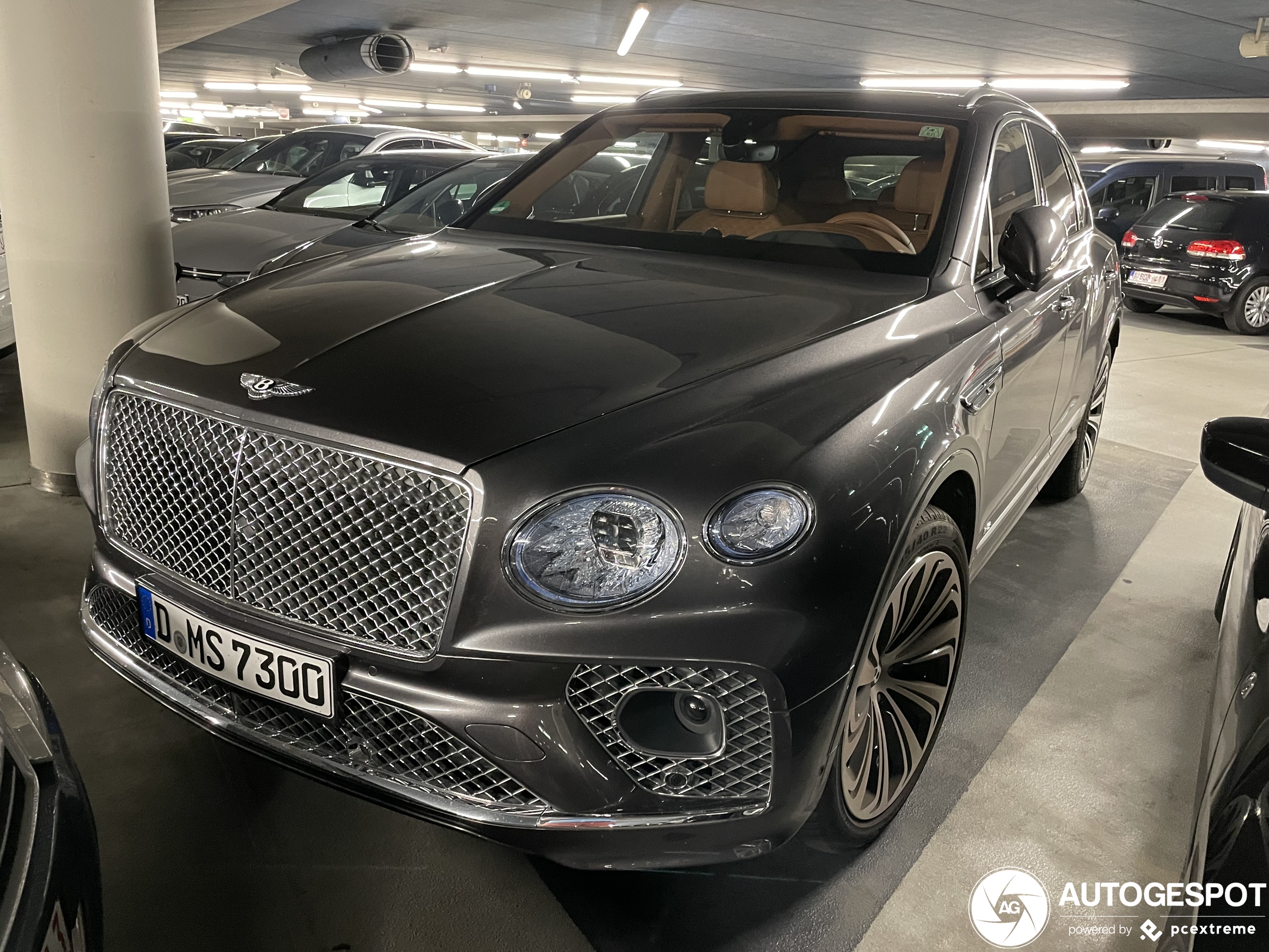 Bentley Bentayga V8 2021