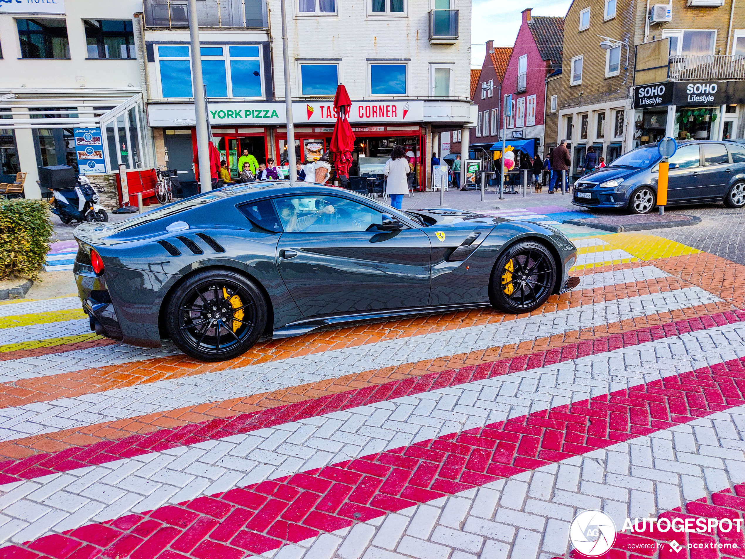 Ferrari F12tdf