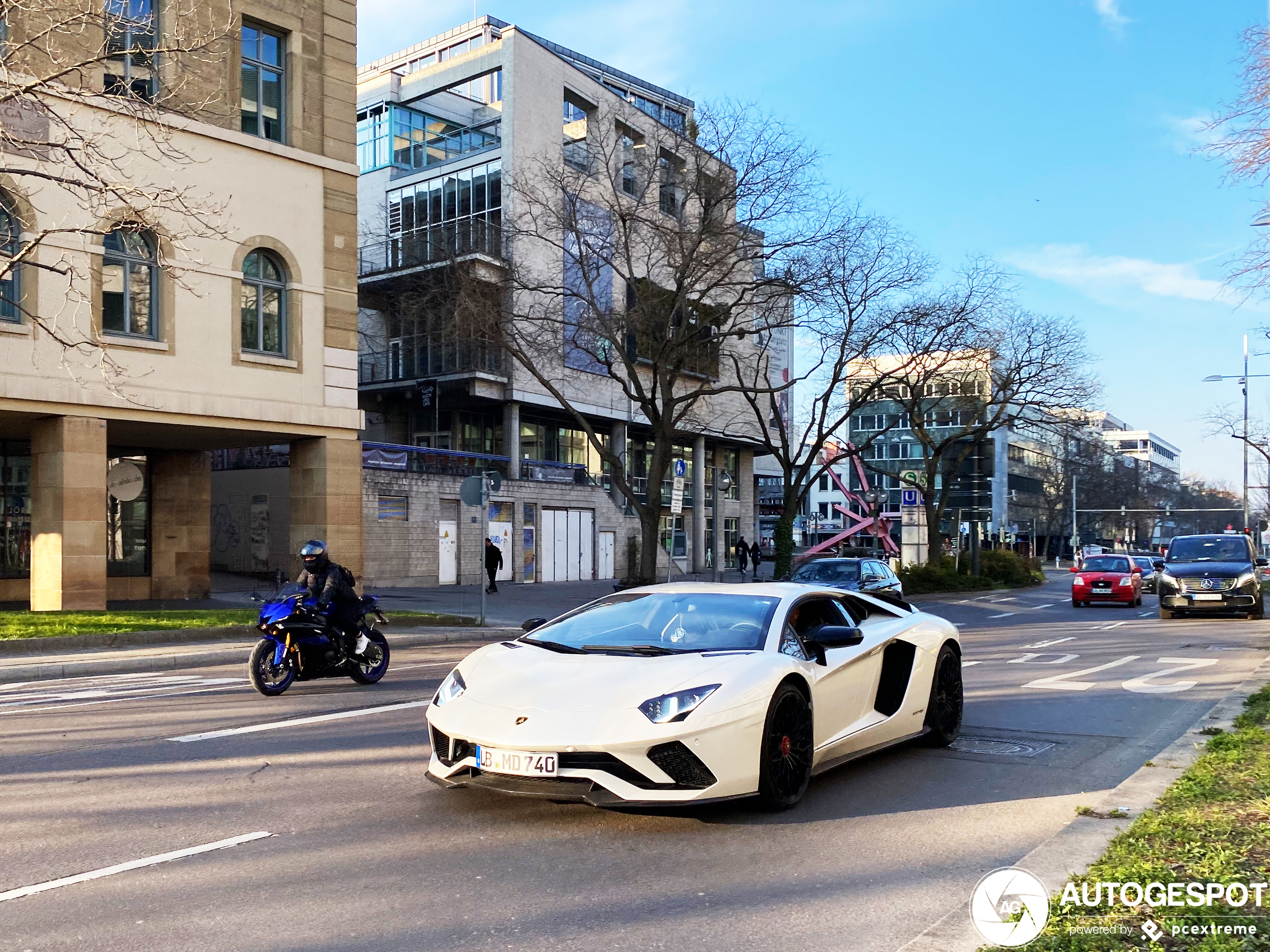 Lamborghini Aventador S LP740-4