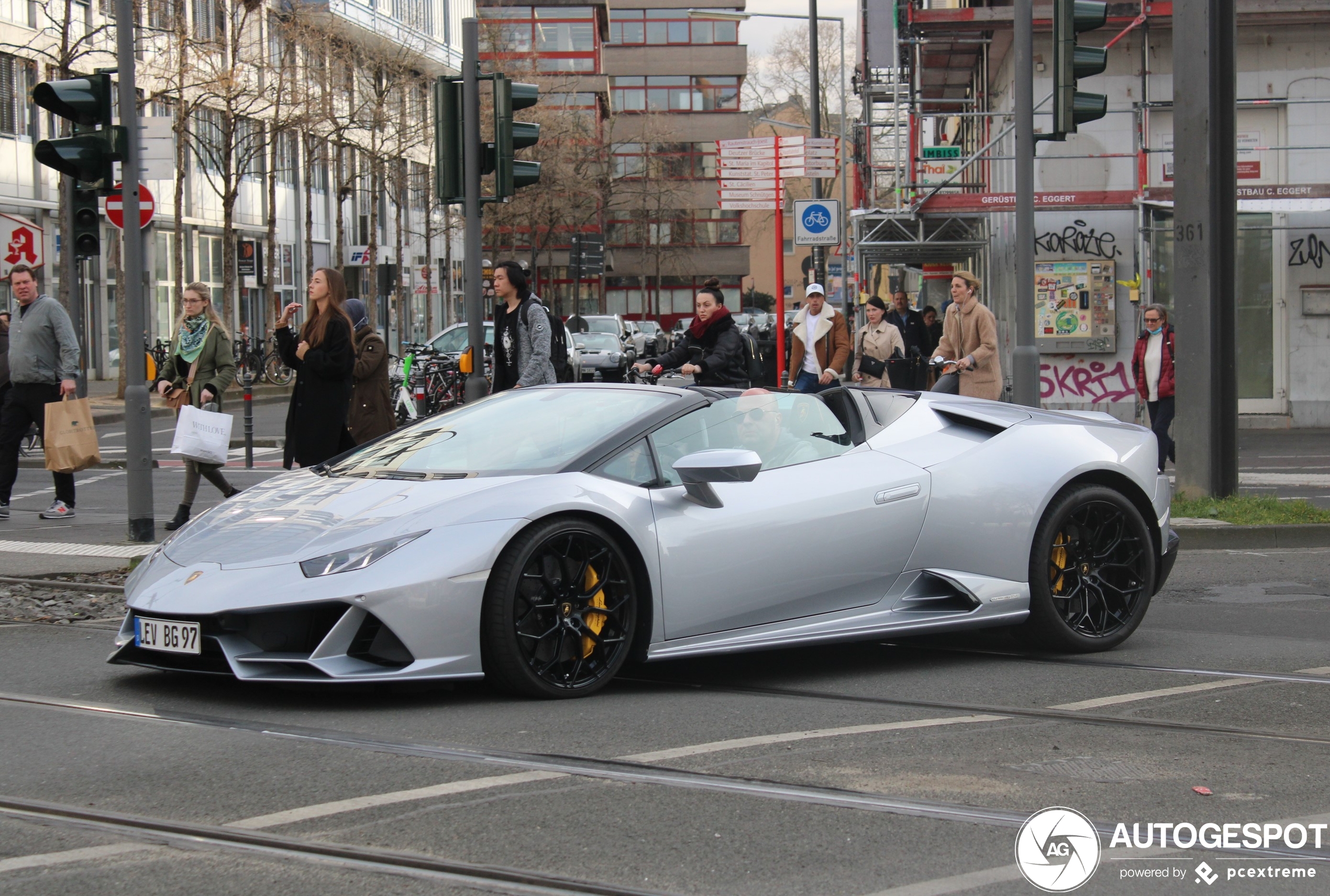 Lamborghini Huracán LP640-4 EVO Spyder