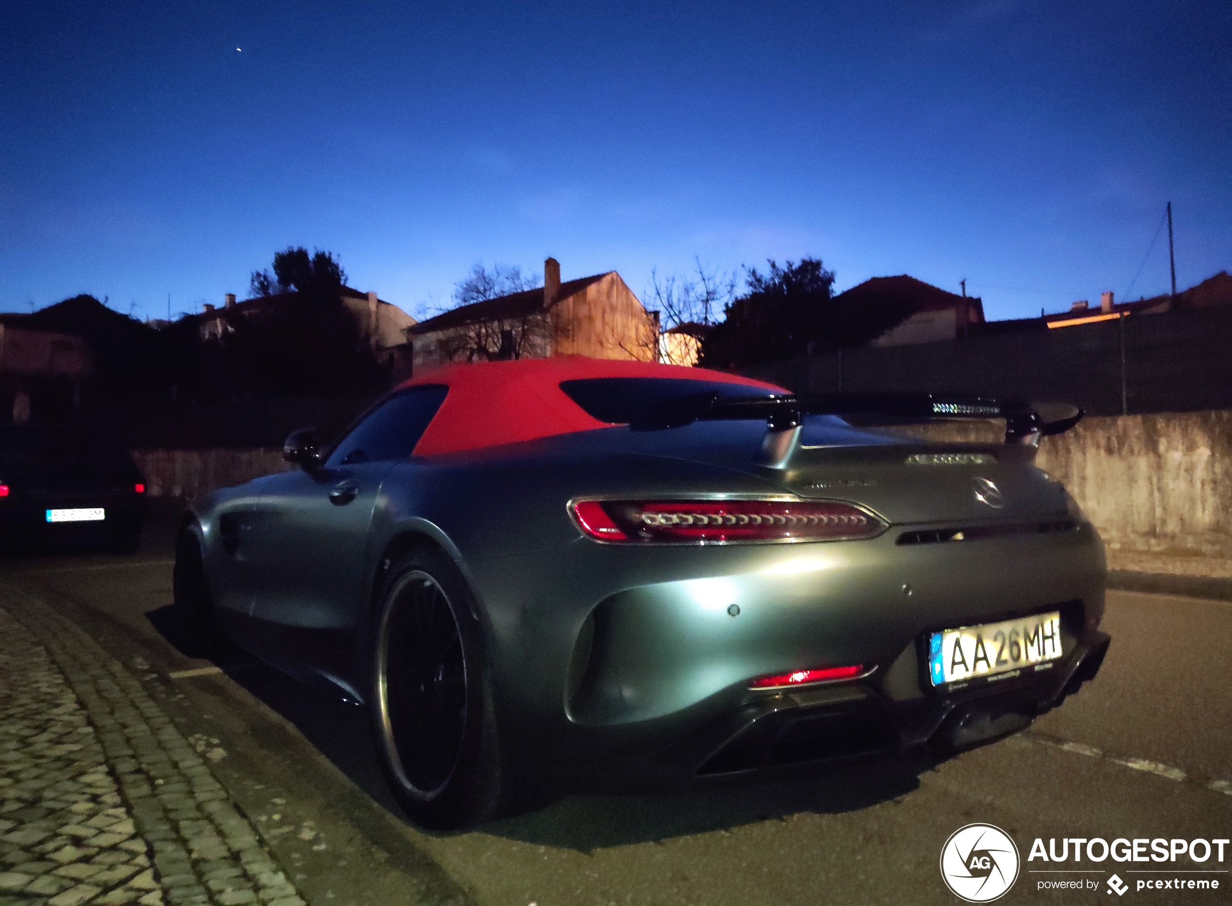 Mercedes-AMG GT R Roadster R190