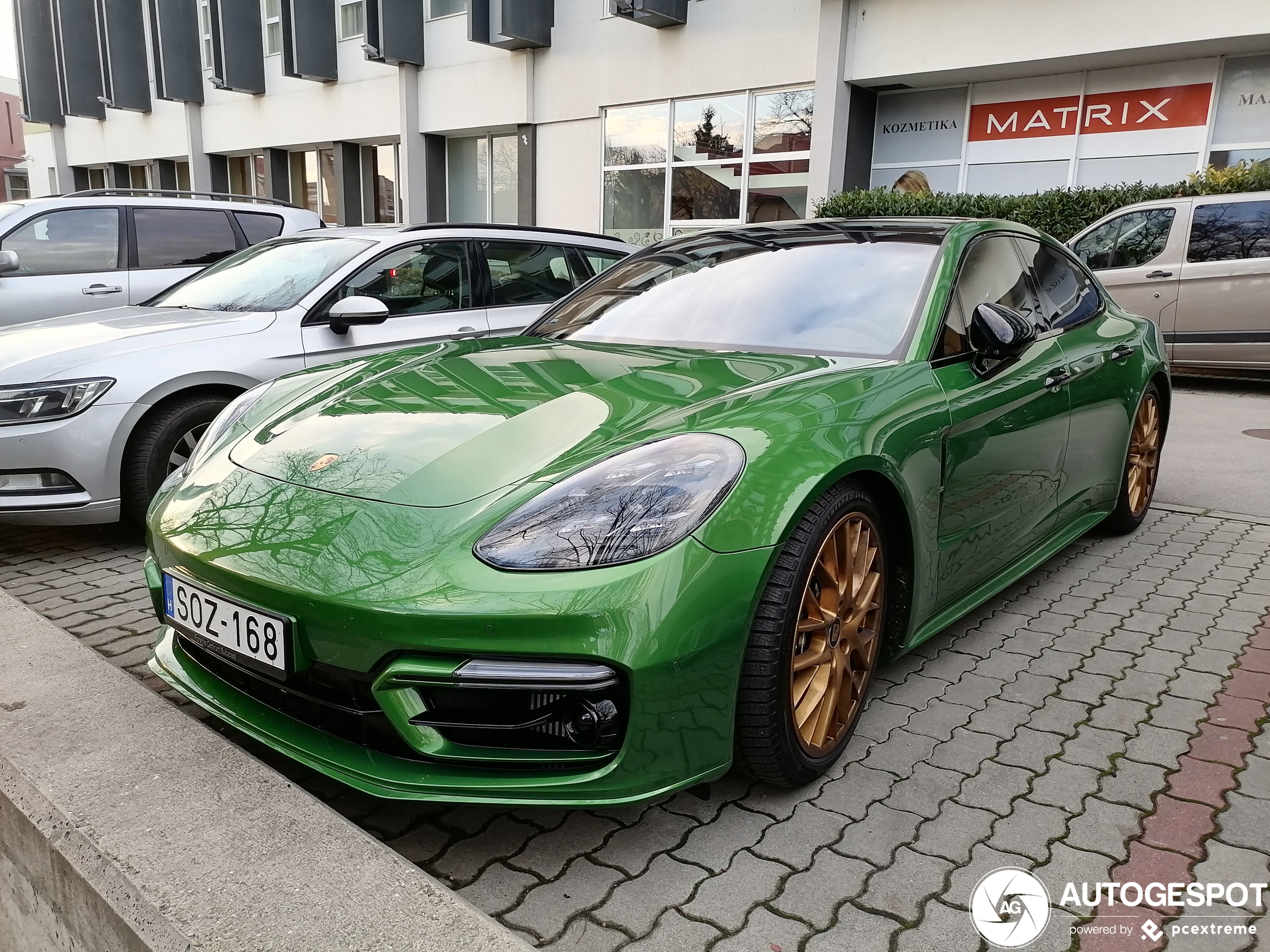 Porsche 971 Panamera GTS MkI