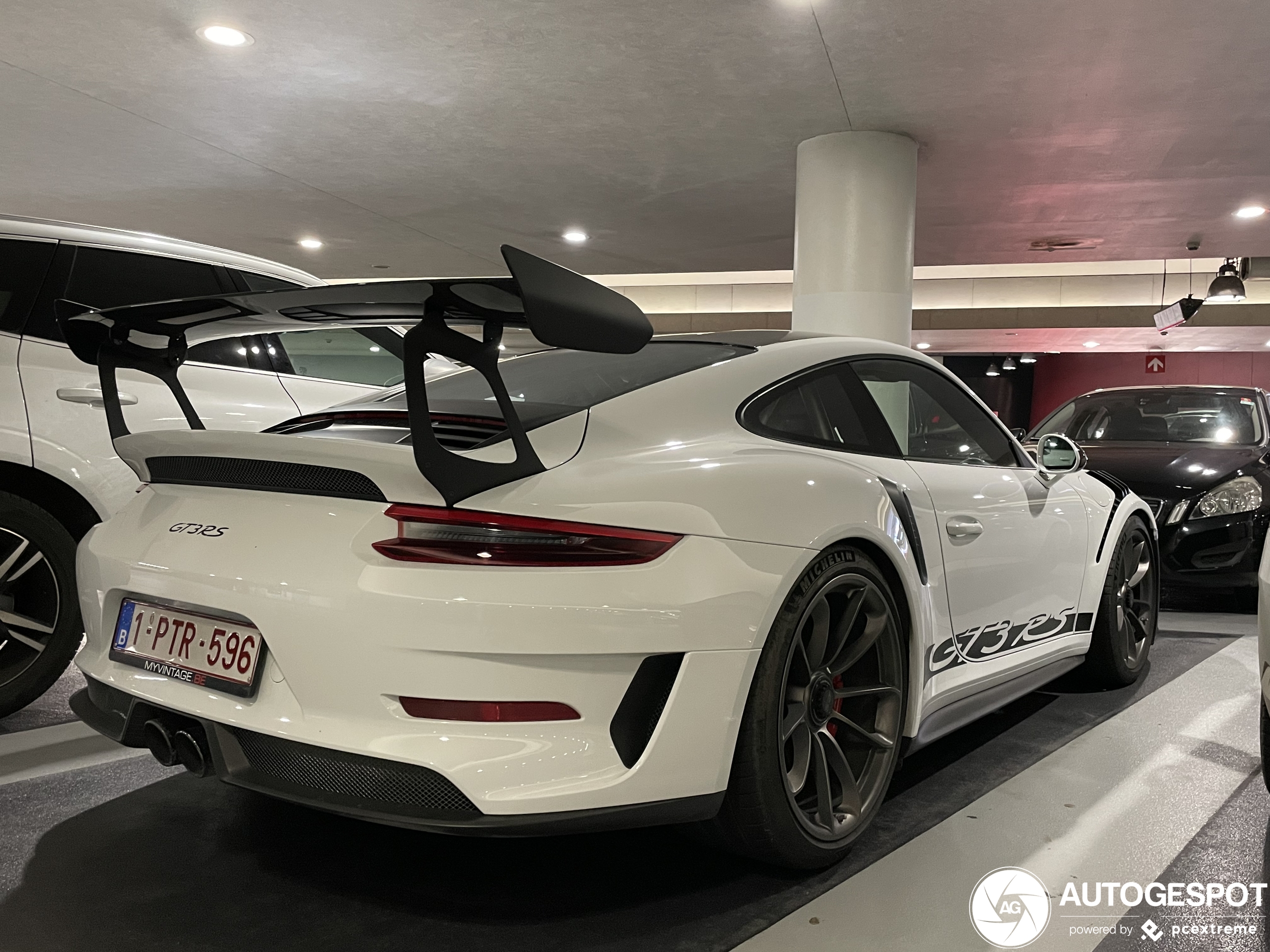 Porsche 991 GT3 RS MkII Weissach Package