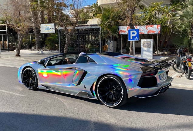 Lamborghini Aventador LP700-4 Roadster Nero Design