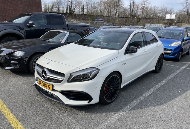 Mercedes-AMG A 45 W176 2015