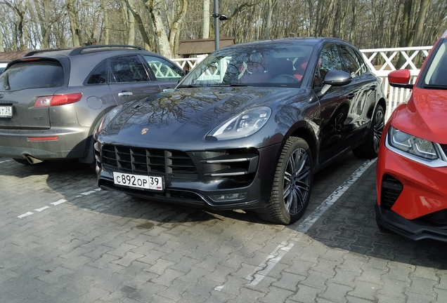 Porsche 95B Macan Turbo