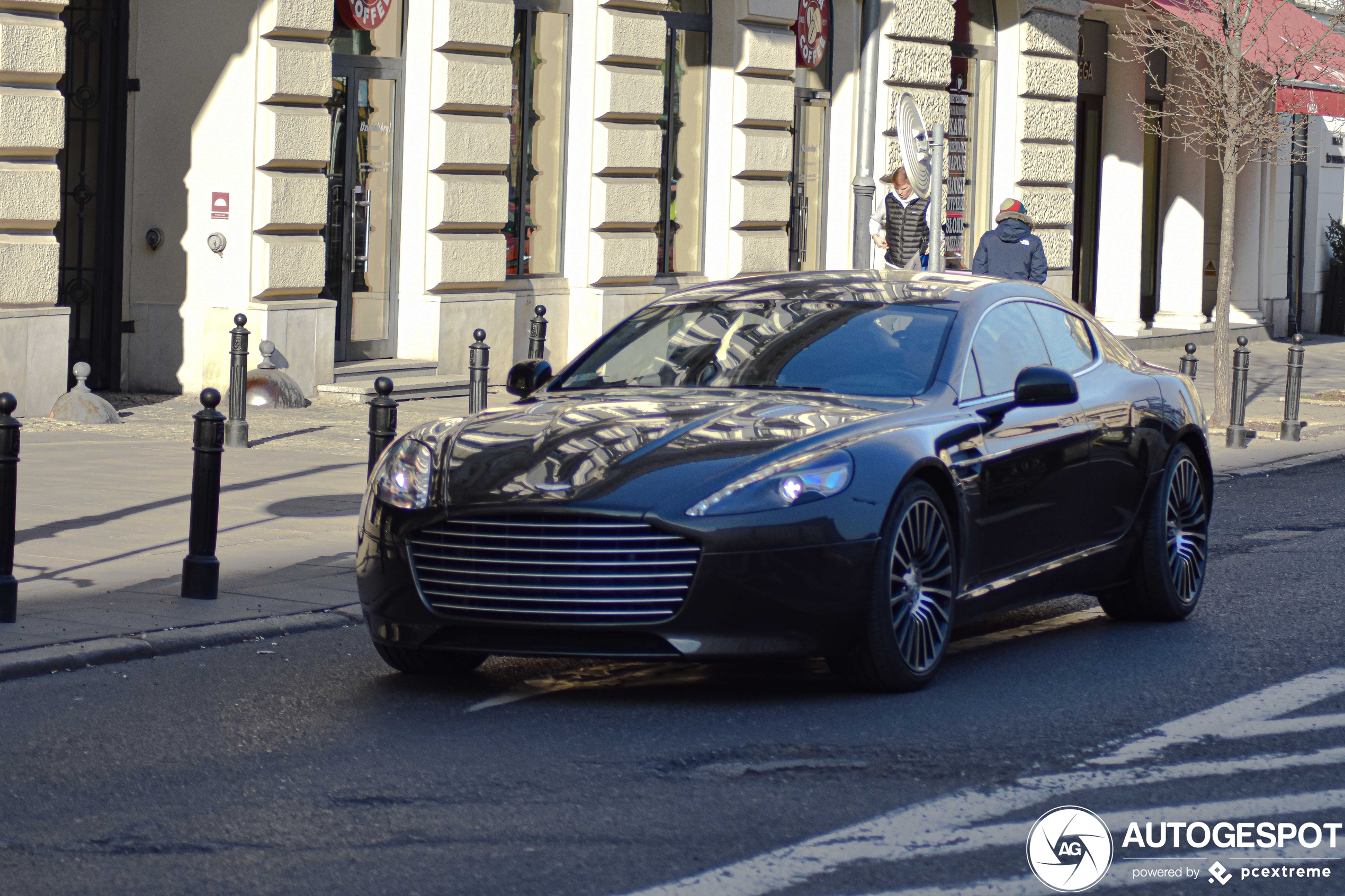 Aston Martin Rapide S