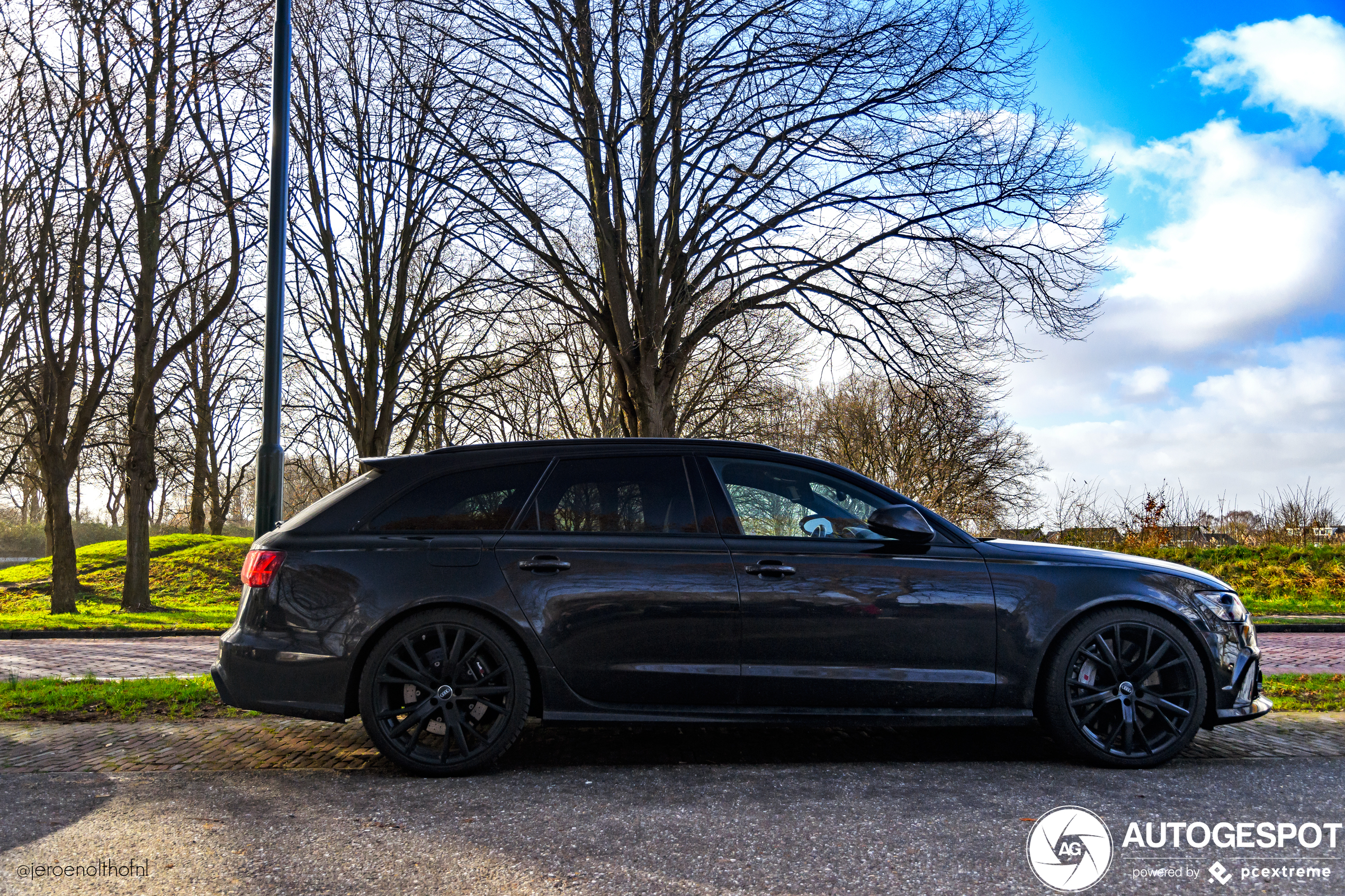 Audi RS6 Avant C7 2015