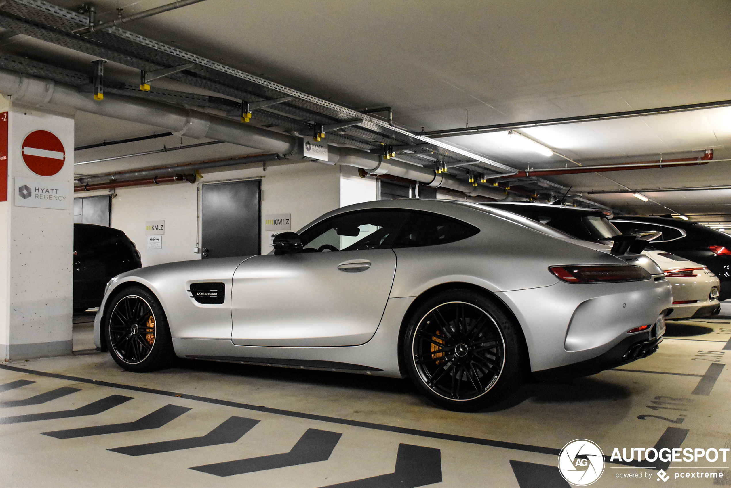 Mercedes-AMG GT C C190 2019