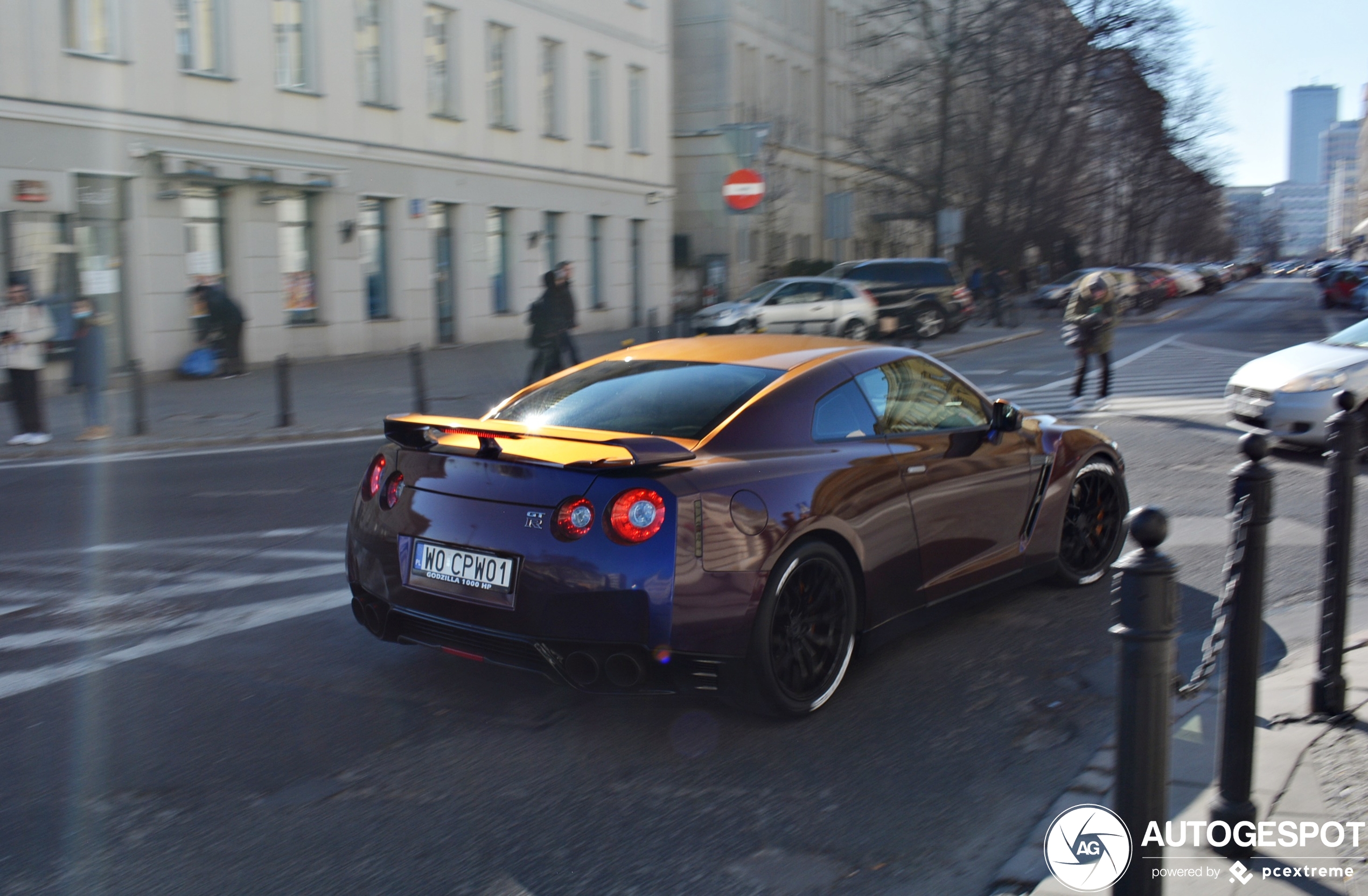 Nissan GT-R 2013