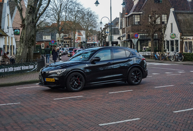 Alfa Romeo Stelvio Quadrifoglio