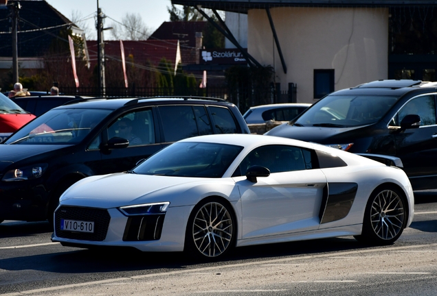 Audi R8 V10 Plus 2015