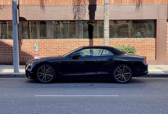 Bentley Continental GTC V8 2020