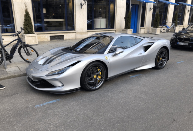 Ferrari F8 Tributo