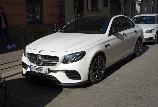 Mercedes-AMG E 63 S W213