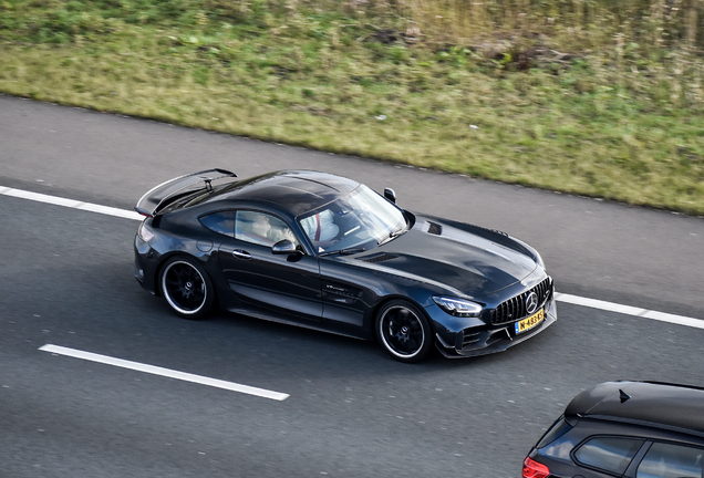 Mercedes-AMG GT R Pro C190