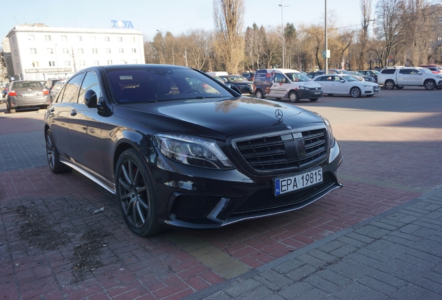 Mercedes-Benz S 63 AMG V222