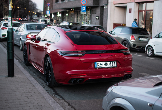 Porsche 971 Panamera Turbo