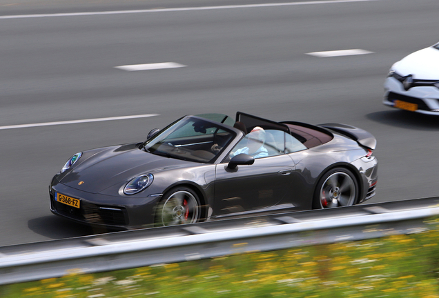 Porsche 992 Carrera S Cabriolet