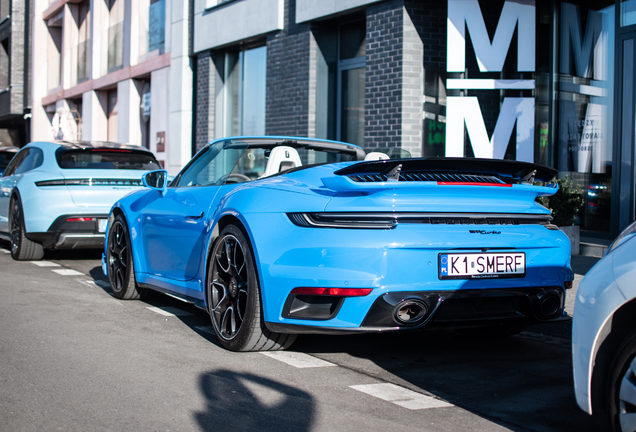 Porsche 992 Turbo Cabriolet